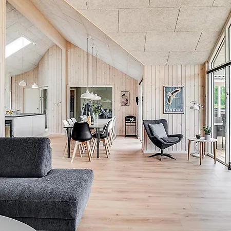 بيت للعطل 14 Person In