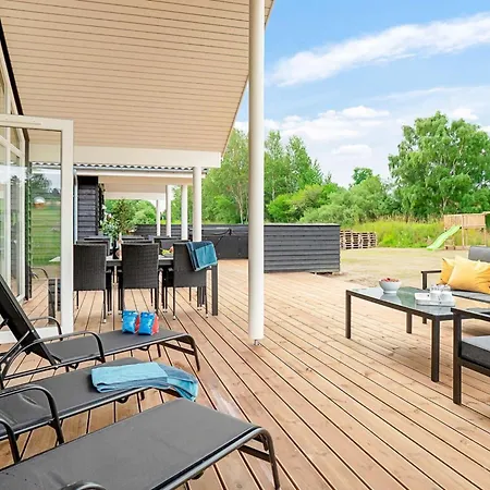 بيت للعطل 14 Person In *