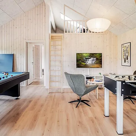 بيت للعطل 14 Person In Vejby